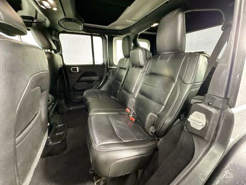 Used 2021 Jeep Wrangler Unlimited Sahara w/ LED Lighting Group image 23
