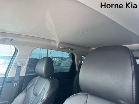 Certified 2024 Kia Sorento SX FWD image 25