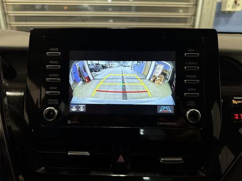 Used 2023 Toyota Camry SE image 25