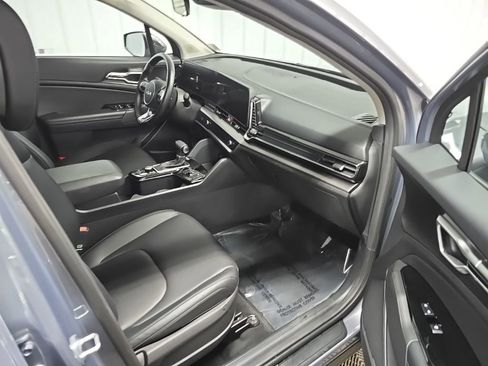 Used 2023 Kia Sportage EX AWD/4WD image 15