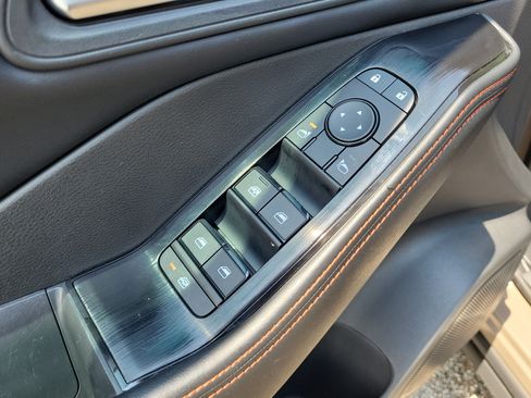 Certified 2025 Nissan Rogue SV AWD/4WD image 15