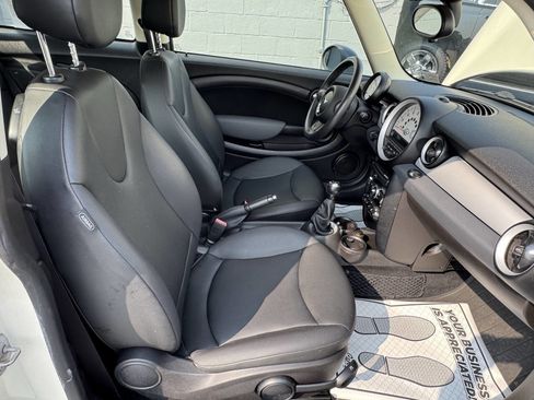 Used 2012 MINI Cooper Hardtop image 18