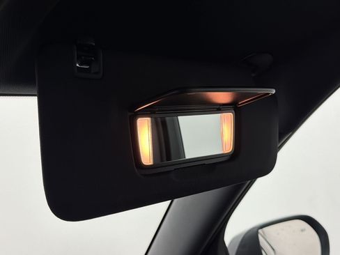 Used 2026 Chevrolet Traverse LT FWD image 30
