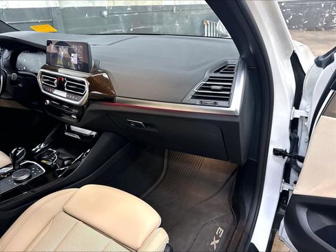 Used 2024 BMW X3 xDrive30i w/ Convenience Package AWD/4WD image 18