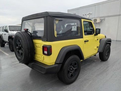 Used 2023 Jeep Wrangler Sport AWD/4WD image 3