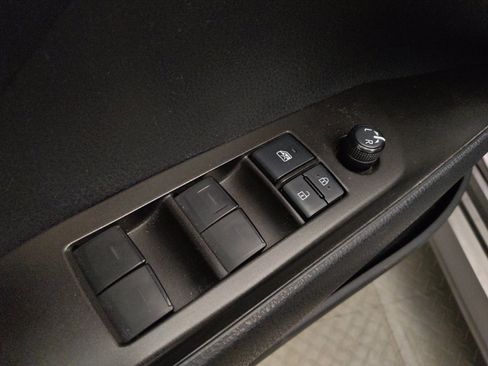 Used 2021 Toyota Camry LE FWD image 27
