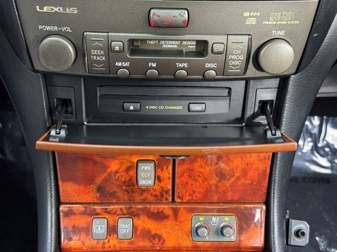 Used 2005 Lexus LS 430 image 26