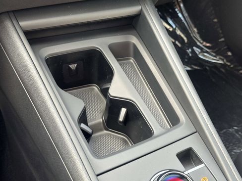 New 2026 Volkswagen Tiguan SE image 22