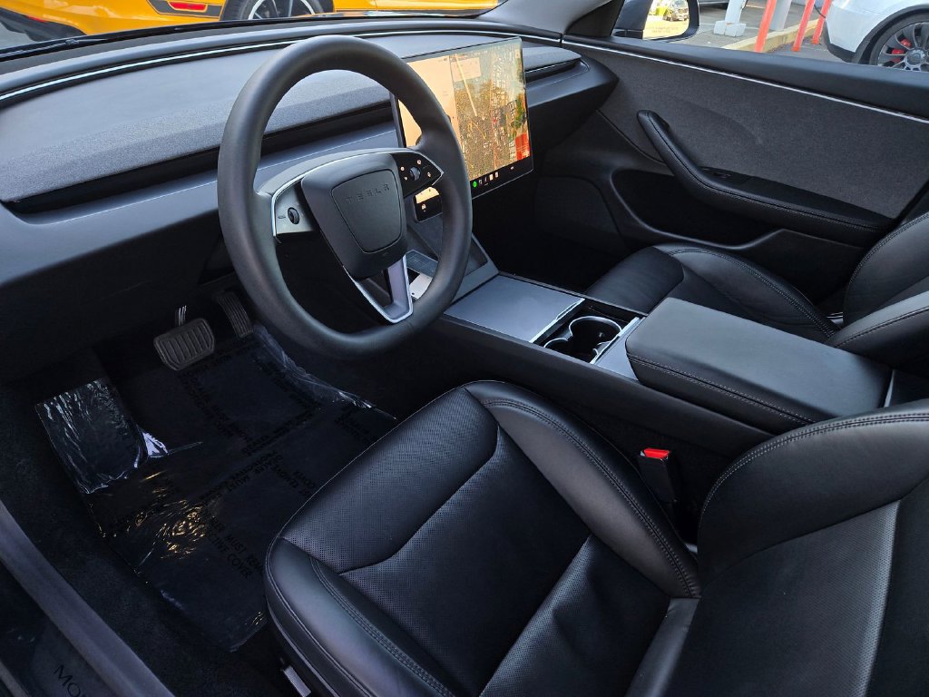 Used 2024 Tesla Model 3 Standard Range RWD image 9