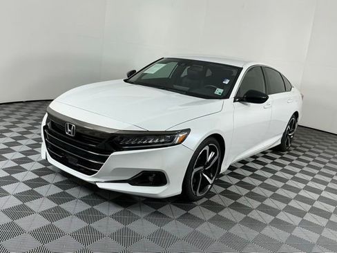 Used 2022 Honda Accord Sport image 4