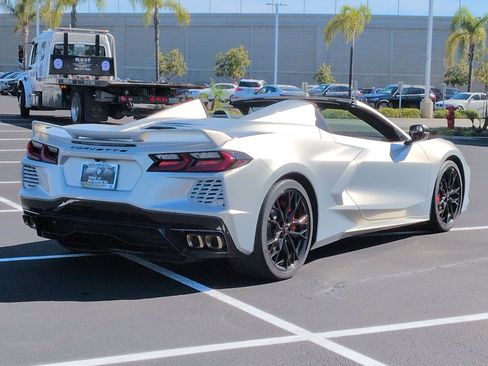 Used 2024 Chevrolet Corvette Stingray Premium Conv w/ Z51 Performance Package image 10