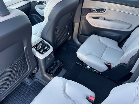 New 2026 Volvo XC90 T8 Plus w/ Protection Package AWD/4WD image 4