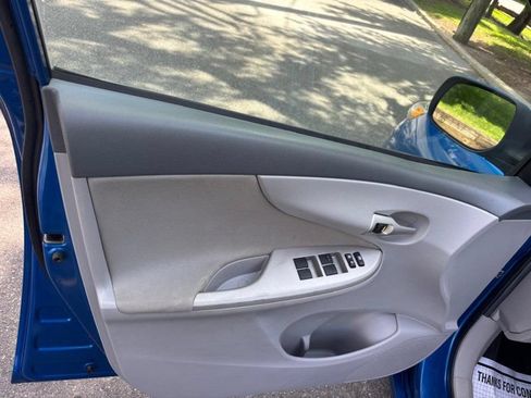 Used 2010 Toyota Corolla LE w/ All Weather Guard Pkg FWD image 10