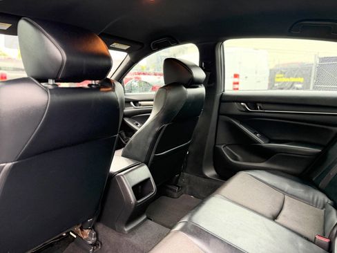 Used 2018 Honda Accord Sport image 14