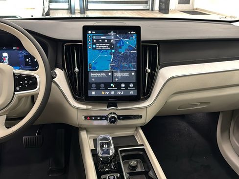 New 2026 Volvo XC60 B5 Ultra w/ Protection Package Premier AWD/4WD image 11