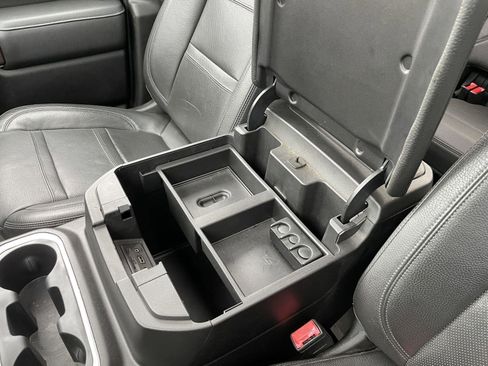 Used 2021 GMC Sierra 2500 Denali w/ Denali Ultimate Package AWD/4WD image 29