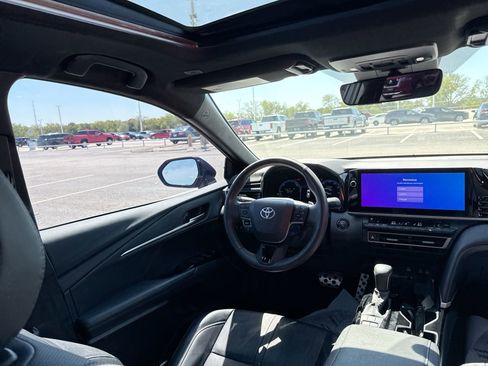 Used 2025 Toyota Camry XSE image 22