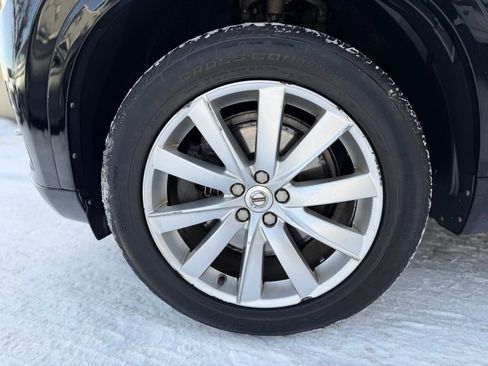 Used 2016 Volvo XC90 T6 Momentum w/ Momentum Plus Package image 22