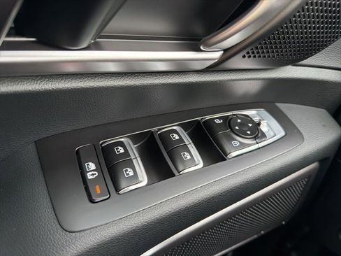 New 2025 Kia Telluride S image 21