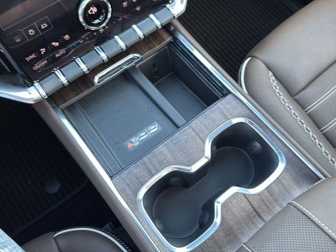 New 2026 GMC Acadia Denali Ultimate image 40