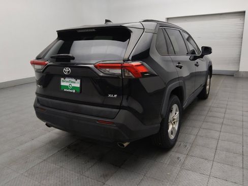 Used 2019 Toyota RAV4 XLE FWD image 9