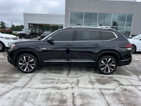 Used 2024 Volkswagen Atlas SEL Premium R-Line AWD/4WD image 8