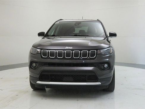 Used 2022 Jeep Compass Limited image 2