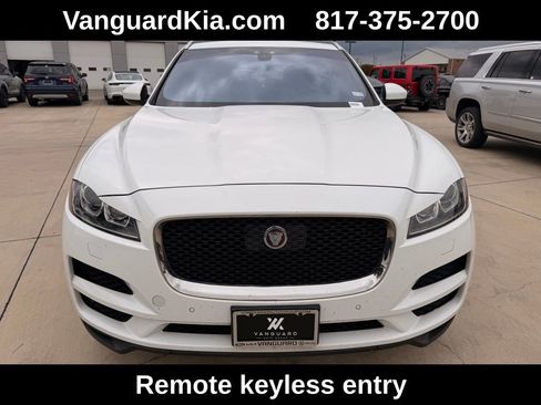 Used 2020 Jaguar F-PACE Premium image 7