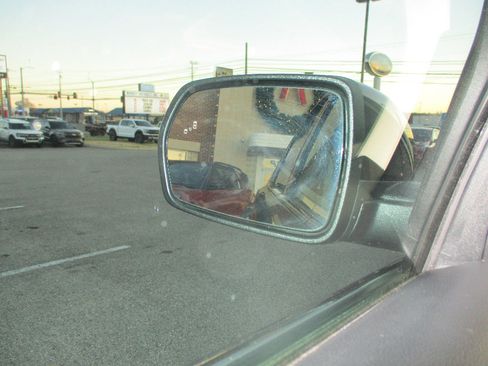 Used 2022 Ford Edge SEL image 15