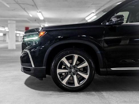 Used 2023 Honda Pilot Elite image 14
