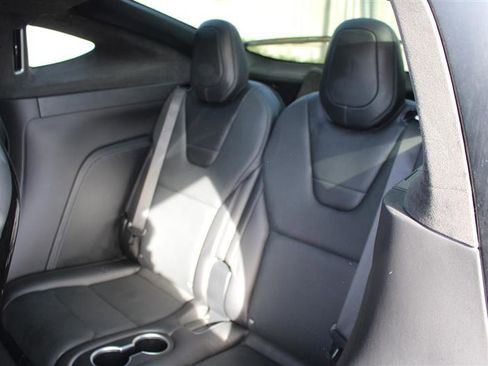 Used 2016 Tesla Model X P90D image 14