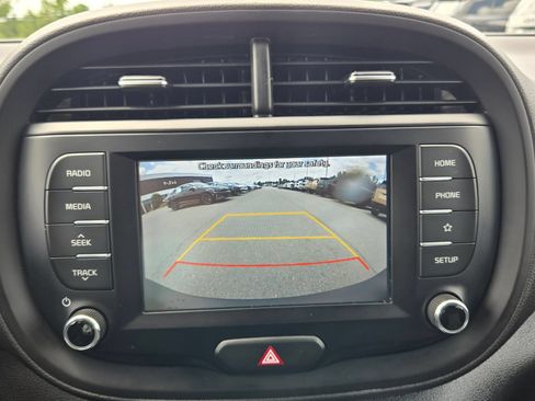 Used 2021 Kia Soul LX FWD image 28