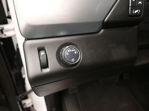 Used 2018 Chevrolet Tahoe LT image 13