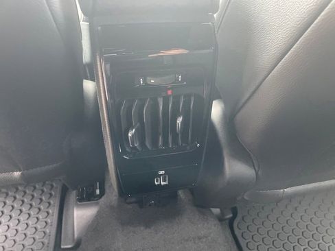 Used 2024 Jeep Compass Trailhawk w/ Trailhawk Convenience Group image 22