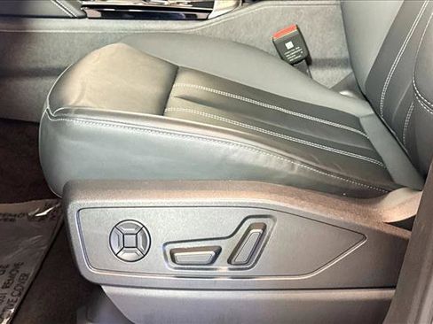 Used 2025 Audi Q5 Premium AWD/4WD image 18
