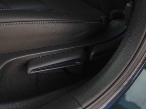 Used 2025 Honda Civic Sport image 12