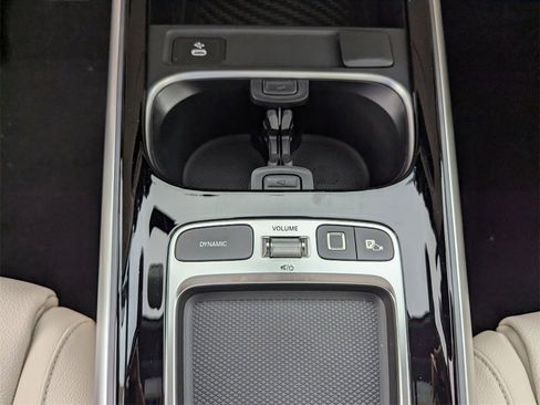 New 2026 Mercedes-Benz GLB 250 image 17