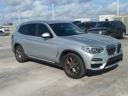 Used 2021 BMW X3 sDrive30i w/ Premium Package image 2
