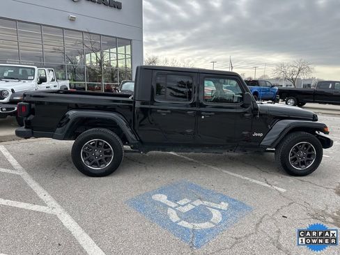 Used 2023 Jeep Gladiator Overland image 37