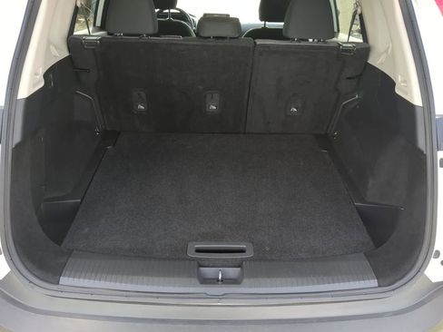 Used 2021 Nissan Rogue S image 32