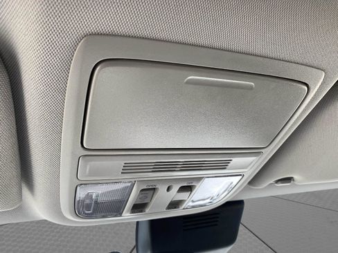 Used 2019 Honda Accord EX image 31
