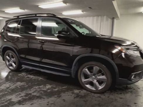 Used 2019 Honda Passport Touring image 2