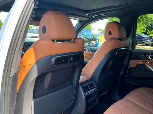 Certified 2024 BMW X5 xDrive40i w/ M Sport Package image 22