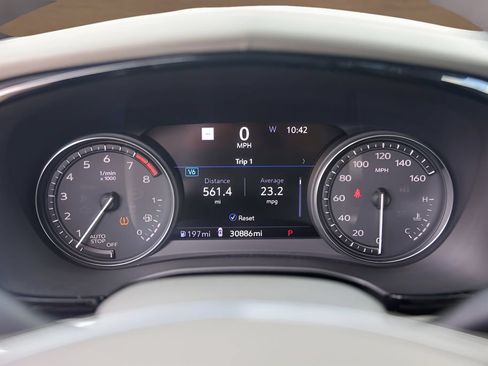 Used 2020 Cadillac XT5 Premium Luxury FWD image 8