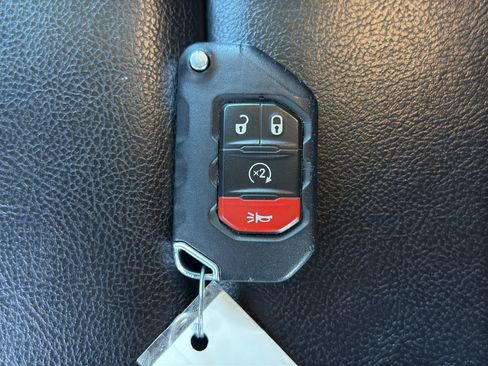 Used 2023 Jeep Wrangler Unlimited Rubicon 4xe w/ Safety Group AWD/4WD image 45