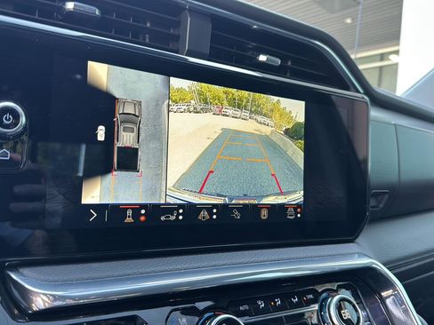 Used 2024 GMC Sierra 1500 Denali w/ Technology Package image 31