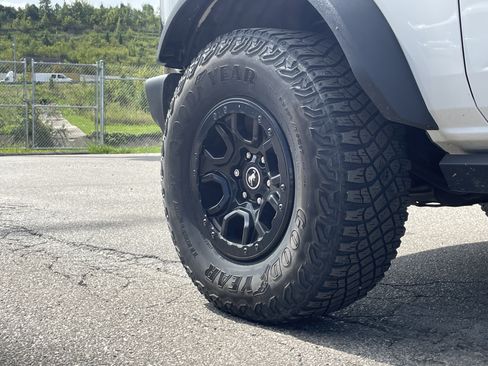 Used 2022 Ford Bronco Wildtrak AWD/4WD image 7