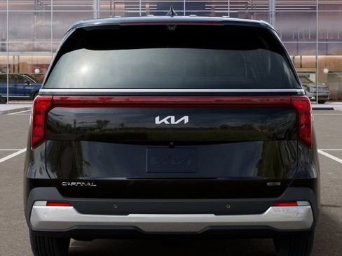 New 2026 Kia Carnival EX FWD image 13