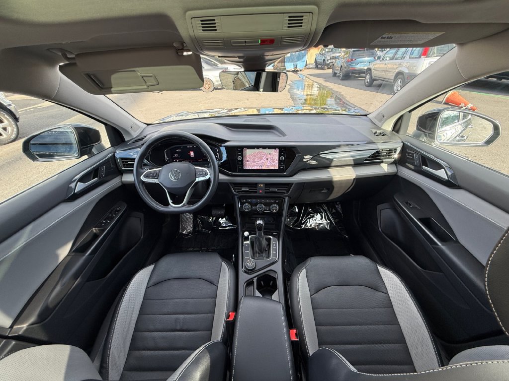 Used 2022 Volkswagen Taos SEL w/ Panoramic Sunroof Package AWD/4WD image 23