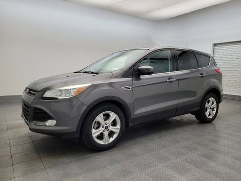 Used 2014 Ford Escape SE image 2